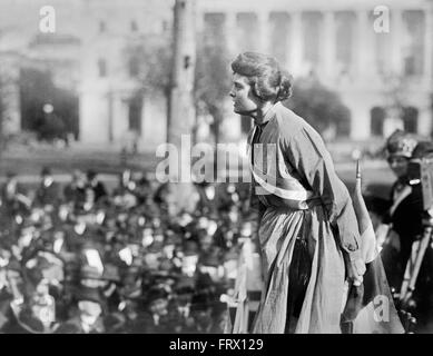 Lucy Gwynne Branham, an American suffragette and organizer for the National Women's Party, speaking at a rally c.1919. Photo by Harris and Ewing. Stock Photo