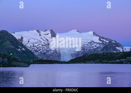 Lake Gruensee with Hoher Zaun, Schwarze Wand, Kleinvenediger and Grossvenediger, Hohe Tauern National Park, East Tyrol, Tyrol, Austria Stock Photo