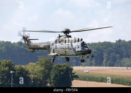 Aerospatiale AS332 (TH89) Super Puma Military helicopter T-320 from the Swiss Air Force (Schweizer Luftwaffe) Stock Photo