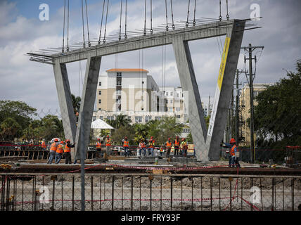 Florida, USA. 24th Mar, 2016. A V column weighing 150,000 pounds was lifted by a crane at the construction site of the Brightline station in downtown West Palm Beach Wednesday, March 23, 2016. ''There are 18 V's in total, '' said Julie Edwards, Brightline's Chief Marketing Officer. © Handout/The Palm Beach Post/ZUMA Wire/Alamy Live News Stock Photo