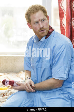 Kathmandu, Nepal. 23rd Mar, 2016. 23 March 2016 - Kathmandu, Nepal - Prince Harry meets young burns victims at Kanti Children's Hospital in Kathmandu, Nepal on the final day of his tour of the country. Established in 1963 the hospital has a capacity of 320 beds and treats children up to the age of 14. Many of it's patients have been injured whilst living in the hazardous environments of the camps following the earthquake. Photo Credit: ALPR/AdMedia © Alpr/AdMedia/ZUMA Wire/Alamy Live News Stock Photo