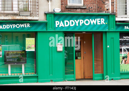 paddypower betting shop bookmakers dublin Ireland Stock Photo