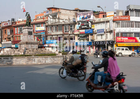 Nepal, Kathmandu.  King Mahendra Statue, Durbar Marg Street. Stock Photo