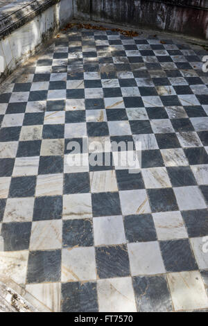 checkerboard, gamero textured floor or chess, nineteenth century, grungy texture and old Stock Photo