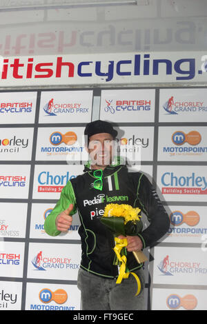 Chorley, UK, 26th March 2016. Elite cyclists preparing for set of in ...