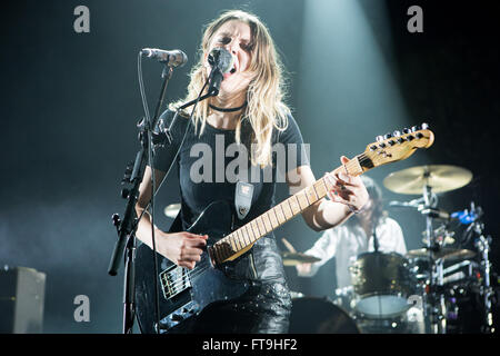 O2 Forum Kentish Town, London, UK, 26th March 2016, Ellie Rowsell of Wolf Alice, Wolf Alice performing at London's O2 Forum Kentish Town, Credit:  Richard Soans/Alamy Live News Stock Photo