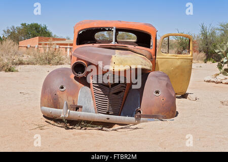 African Rusted Car Old rusted car, namibia Stock Photo - Alamy