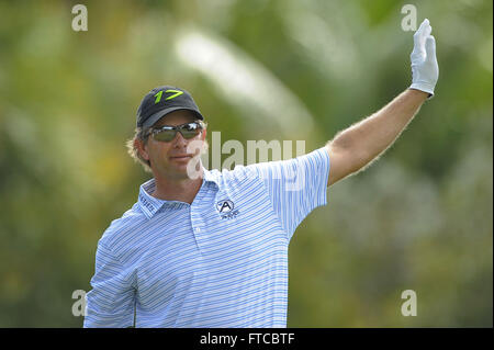 Doral, Fla, USA. 11th Mar, 2012. Retief Goosen during the final round of the World Golf Championship Cadillac Championship on the TPC Blue Monster Course at Doral Golf Resort And Spa on March 11, 2012 in Doral, Fla. ZUMA PRESS/ Scott A. Miller. © Scott A. Miller/ZUMA Wire/Alamy Live News Stock Photo