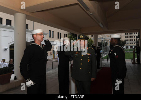 131015-N-AW206-015: NAPLES, Italy (Oct. 15, 2013) - Chief of the Hellenic Armed Forces General Staff, Gen. Mikhail Kostarakos, receives honors during his visit to Naval Support Activity Naples, Capodichino. (U.S. Navy photo by Mass Communication Specialist 2nd Class Jacob D. Moore/Released) Stock Photo