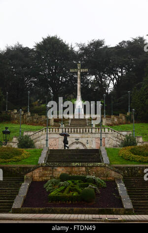 Cruz de los Caidos monument to victims of Spanish Civil War in park below Castillo del Castro, Vigo, Galicia, Spain Stock Photo