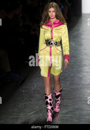 New York City, USA - February 15, 2016: Taylor Hill walks the runway at Jeremy Scott show during NYFW F/W 2016 Stock Photo