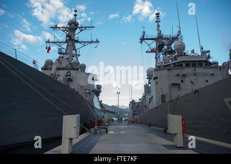 AKSAZ, Turkey (Nov. 11, 2013)- From left to right, the Arleigh Burke-class guided-missile destroyer USS Stout (DDG 55), and the Turkish frigate TCG Giresun (F 491) are moored at Aksaz Naval Base while participating in Exercise Dogu Akdeniz 2013. The exercise was hosted by Commander, Turkish Fleet to support interoperability efforts. Stout, homeported in Norfolk, Va., is on a scheduled deployment supporting maritime security operations and theater security cooperation efforts in the U.S. 6th Fleet area of operation. (U.S. Navy photo by Mass Communication Specialist 2nd Class Amanda R. Gray/Rele Stock Photo