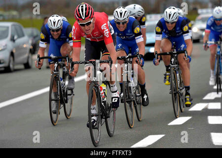 Deinze, Belgium. 27th Mar, 2016. BENOOT Tiesj (BEL) Rider of LOTTO SOUDAL in action during the Flanders Classics UCI World Tour 78nd Gent-Wevelgem cycling race with start in Deinze and finish in Wevelgem © Action Plus Sports/Alamy Live News Stock Photo