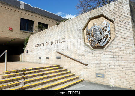 Southampton, Hampshire, UK. 29th March, 2016. The trial of a man accused of throwing acid into the face of a  woman leaving her blind has started at the City's  Crown Court in  this morning.  The jury has been sworn in before his honour Judge Ralls QC.  The defendant Billy Midmore, 23, has pleaded not guilty to causing grievous bodily harm with intent. He has denied any involvement in the attack that happened on the 18th September 2015 outside the  Turtle Bay in Guildhall Square Southampton. Credit:  uknip/Alamy Live News Stock Photo