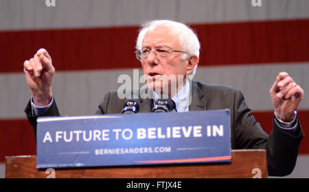 Appleton, WI, USA. 29th Mar, 2016. Vermont Senator and Democratic Presidential hopeful BERNIE SANDERS speaks to supporters during his campaign rally at the Fox Cities Performing Arts Center in Appleton, WI. Ricky Bassman/CSM/Alamy Live News Stock Photo