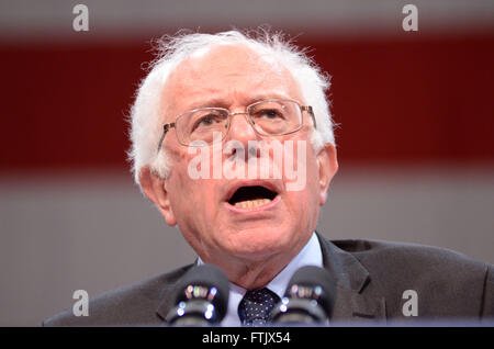 Appleton, WI, USA. 29th Mar, 2016. Vermont Senator and Democratic Presidential hopeful BERNIE SANDERS speaks to supporters during his campaign rally at the Fox Cities Performing Arts Center in Appleton, WI. Ricky Bassman/CSM/Alamy Live News Stock Photo