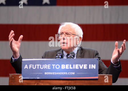 Appleton, WI, USA. 29th Mar, 2016. Vermont Senator and Democratic Presidential hopeful BERNIE SANDERS speaks to supporters during his campaign rally at the Fox Cities Performing Arts Center in Appleton, WI. Ricky Bassman/CSM/Alamy Live News Stock Photo