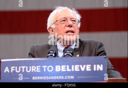 Appleton, WI, USA. 29th Mar, 2016. Vermont Senator and Democratic Presidential hopeful BERNIE SANDERS speaks to supporters during his campaign rally at the Fox Cities Performing Arts Center in Appleton, WI. Ricky Bassman/CSM/Alamy Live News Stock Photo