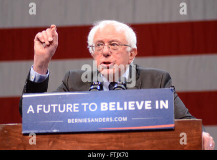 Appleton, WI, USA. 29th Mar, 2016. Vermont Senator and Democratic Presidential hopeful BERNIE SANDERS speaks to supporters during his campaign rally at the Fox Cities Performing Arts Center in Appleton, WI. Ricky Bassman/CSM/Alamy Live News Stock Photo