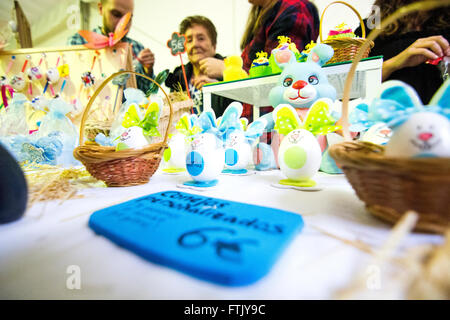 Pola de Siero, Spain. 29th March, 2016. Painted hen eggs which represents bunnys at the Feast of Easter Eggs of Pola de Siero, the only Spanish city in which this feast is celebrated, on the first Tuesday after Easter Sunday, with thousands of eggs painted by hand. © David Gato/Alamy Live News Stock Photo