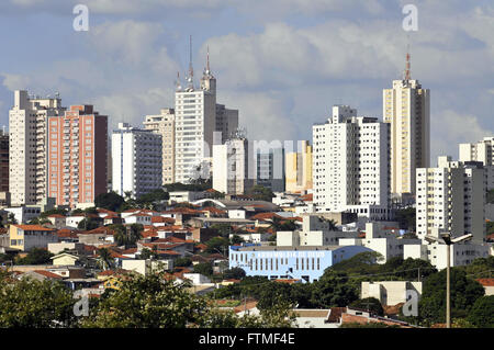 Vista de cima de moradias da cidade Stock Photo