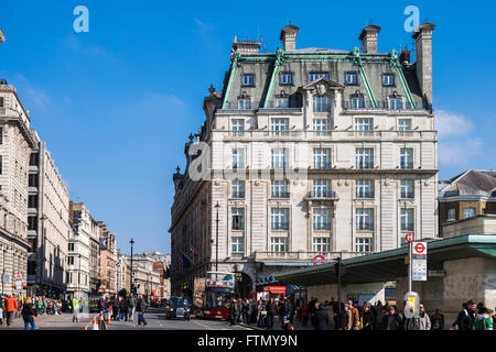 Ritz Hotel, Piccadilly, London, England, U.K. Stock Photo