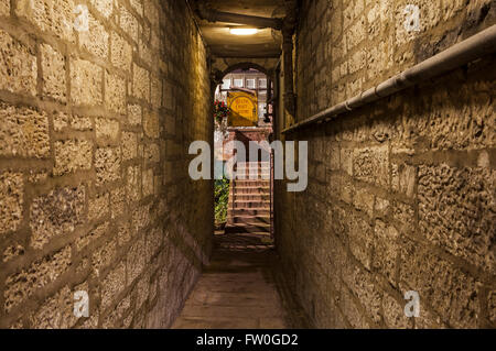 EDINBURGH, SCOTLAND - MARCH 8TH 2016: A view of the historic Paisley Close located off of the Royal Mile in Edinburgh, on 8th Ma Stock Photo