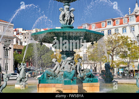 Portugal, Lisbon: Water fountain at square Dom Pedro IV ( Rossio ) Stock Photo