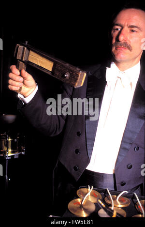 INSTRUMENTS - PERCUSSION - RATTLE Played by Kevin Hathway DB/33 - M.R ...