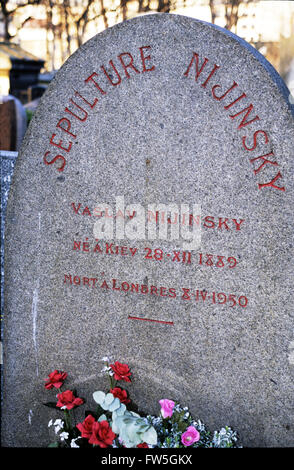 Paris-Cimetière de Montmartre    Tomb of Vaslav Nijinsky,    Dancer 1889-1950 Stock Photo