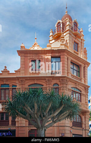 Spanien, Teneriffa, Santa Cruz, Fabrica La Lucha, Calle del Pilar / Calle Suarez Guerra in der Nähe der Plaza del Príncipe. Das Stock Photo