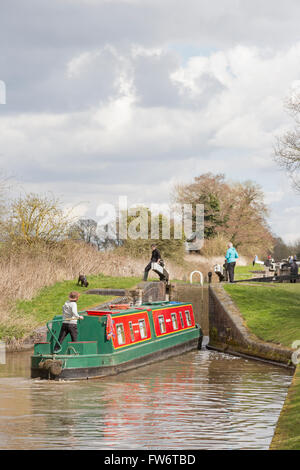 A narrowboat on the Worcester and Birmingham Canal near Tardebigge, Worcestershire, England, UK Stock Photo