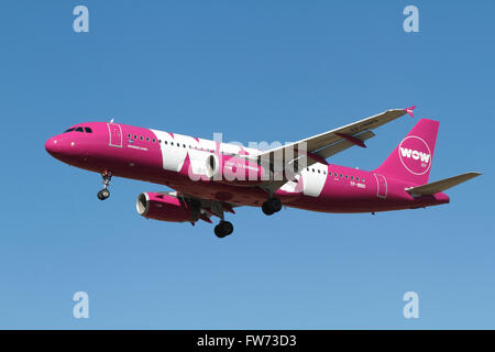 WOW Air, Airbus A320, TF-BRO, flight WW902 from Reykjavik, Iceland, on final approach to Kastrup Airport, Copenhagen, Denmark Stock Photo