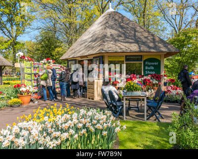 Tourists buying gifts at flower bulb gift shop in spring in Keukenhof Gardens, South  Holland, Netherlands Stock Photo