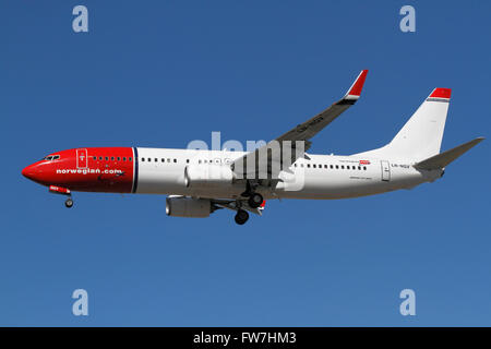 Norwegian , Boeing 737, LN-NGV, flight DY3643 from Nice on final approach to Kastrup Airport, CPH, Copenhagen, Denmark. Airplane. Stock Photo