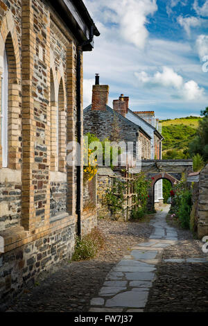 Cottage and Lane in seaport town of Port Isaac, Cornwall, England Stock Photo