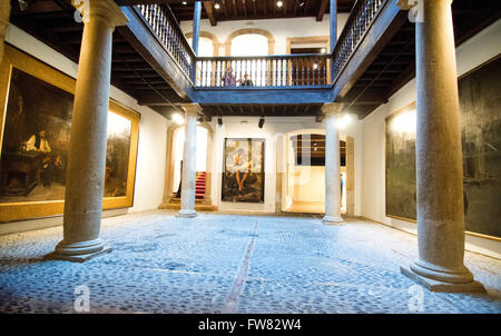 Oviedo, Spain. 31st March, 2016. Visitors in a new room during the reopening of Museum of Fine Arts of Asturias on March 31, 2016 in Oviedo, Spain. Credit:  David Gato/Alamy Live News Stock Photo