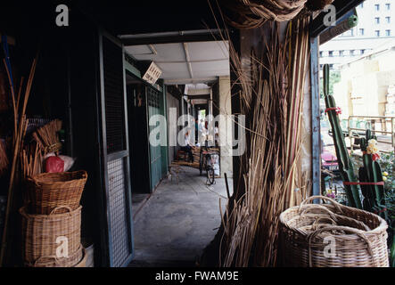 Singapore, Basket weavers shop, city scene, Old bicycle in city Stock Photo