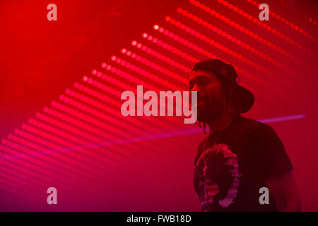 Pomona, California, USA. 31st Oct, 2015. Redman performs during the HARD Day of the Dead Halloween-themed rave at the Pomona Fairplex on Saturday, October 31, 2015 in Pomona, Calif.© 2015 Patrick T. Fallon © Patrick Fallon/ZUMA Wire/Alamy Live News Stock Photo