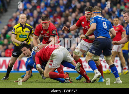 Dublin, Ireland. 2nd April, 2016. Isa Nacewa (c) of Leinster is tackled by Stephen Archer of Munster, Leinster Rugby v Munster Rugby, Guinness Pro12, Aviva Stadium, Lansdowne Road, Dublin, Ireland, Credit:  Peter Fitzpatrick/Alamy Live News Stock Photo