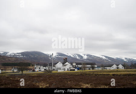 The Dalwhinnie malt whisky distillery in Dalwhinnie, Inverness-shire, Scotland Stock Photo