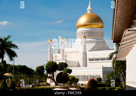 Sultan Omar Ali Saifuddin Mosque - Bandar Seri Begawan - Brunei Stock Photo