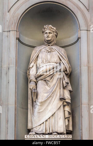 Florence, Florence Province, Tuscany, Italy.  Statue in Piazzale degli Uffizi of Italian poet Giovanni Boccaccio, 1313-1375. Stock Photo