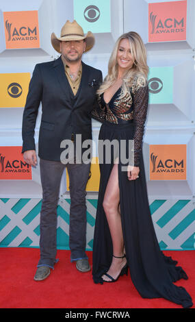 Las Vegas, Nevada, USA. 3rd Apr, 2016. Singer Jason Aldean and wife Brittany Kerr attends the 51st Academy of Country Music Awards on April 3, 2016 at MGM Grand Arena in Las Vegas, Nevada Credit:  Marcel Thomas/ZUMA Wire/Alamy Live News Stock Photo