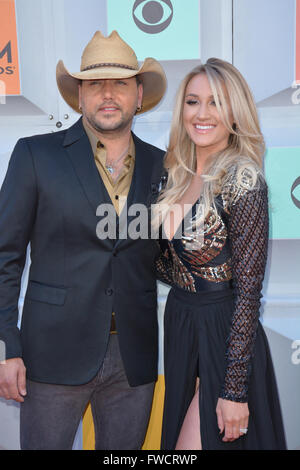 Las Vegas, Nevada, USA. 3rd Apr, 2016. Singer Jason Aldean and wife Brittany Kerr attends the 51st Academy of Country Music Awards on April 3, 2016 at MGM Grand Arena in Las Vegas, Nevada Credit:  Marcel Thomas/ZUMA Wire/Alamy Live News Stock Photo