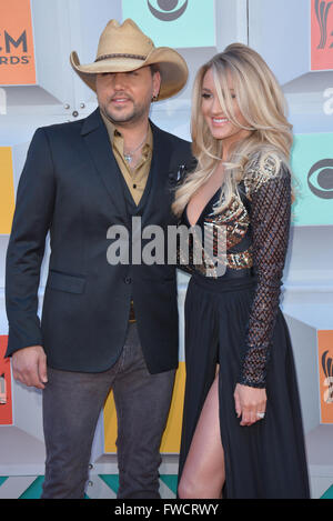 Las Vegas, Nevada, USA. 3rd Apr, 2016. Singer Jason Aldean and wife Brittany Kerr attends the 51st Academy of Country Music Awards on April 3, 2016 at MGM Grand Arena in Las Vegas, Nevada Credit:  Marcel Thomas/ZUMA Wire/Alamy Live News Stock Photo