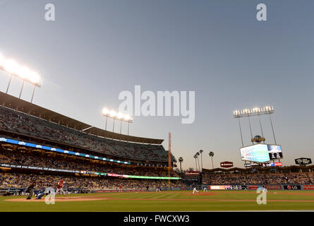 Los Angeles Dodgers first baseman Albert Pujols (55) warms up before a  baseball game against the San Francisco Giants Sunday, May 30, 2021, in Los  Angeles. (AP Photo/Ashley Landis Stock Photo - Alamy