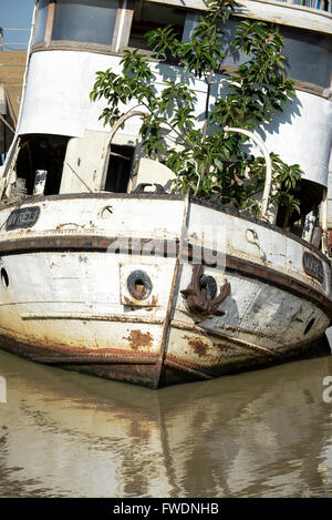 KENYA Kisumu, old ship MV Reli, out of service / KENIA  Kisumu, altes Schiff MV Reli, ausser Dienst Stock Photo