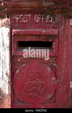 Sri Lanka, Trincomalee, Dyke Street, Colonial era George VI post box Stock Photo