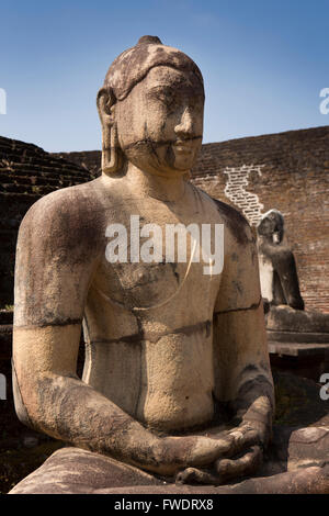 Sri Lanka, Polonnaruwa, Quadrangle, Vatadage, Buddha around dagoba Stock Photo